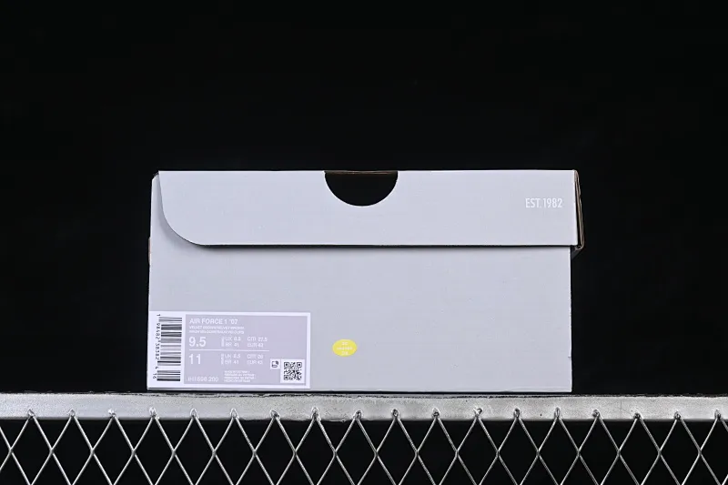 All categories Nk Air Force 1 Air Force series Nk Air Force 1 Low Air Force low-top Nike Air Force 1'07 Low Air Force 1 low-top casual sneakers IH1698-200